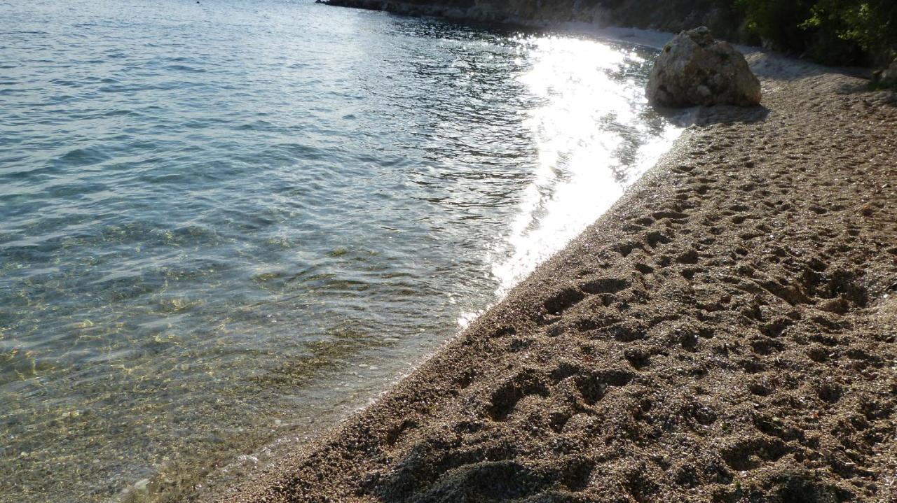 Beach State Of Art, Balica Rat Stanici Экстерьер фото